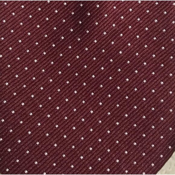 Club International Burgundy Polka Dot Tie 100% Polyester Classic Mens Necktie - Picture 2 of 4